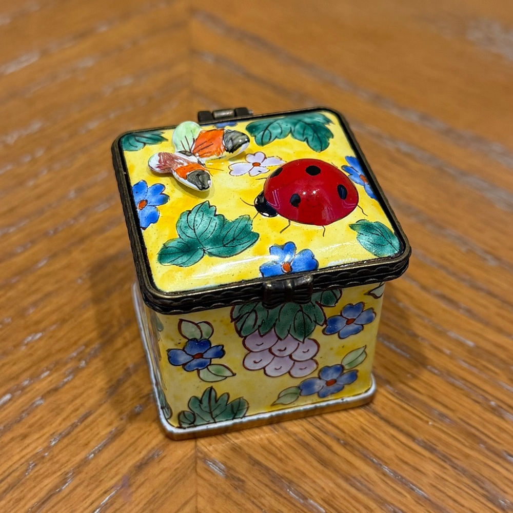 Kelvin Chen Hand-Painted Yellow Floral Trinket Stamp Box w/ Ladybug & Butterfly